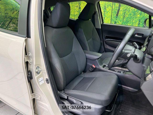 Toyota AQUA 2021-07 8145455-7