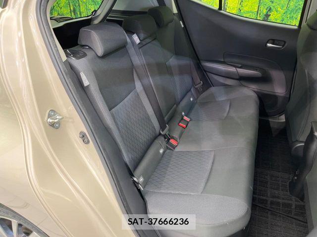 Toyota AQUA 2021-07 8145455-8