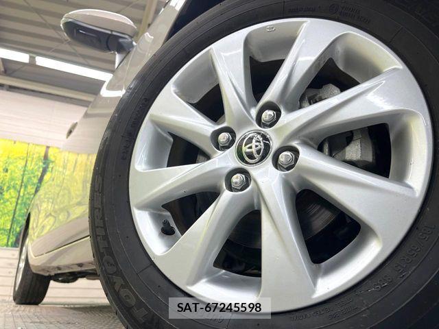Toyota AQUA 2023-09 8145454-12