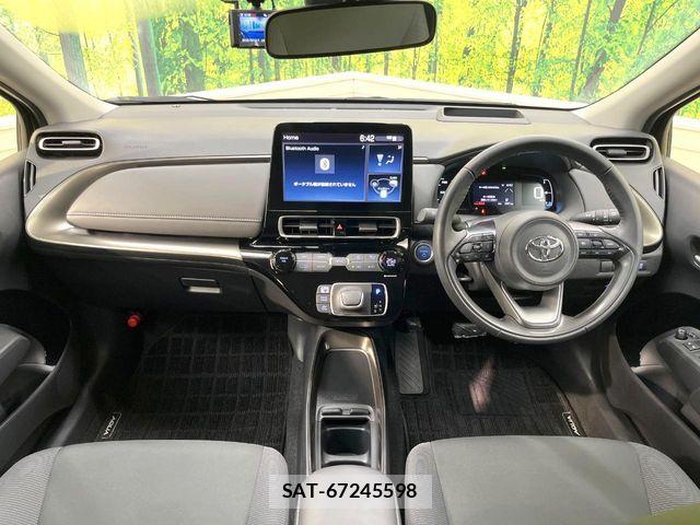 Toyota AQUA 2023-09 8145454-1