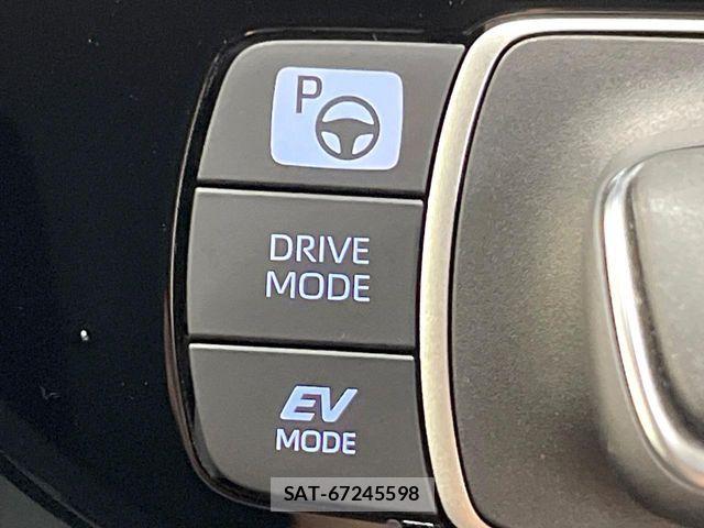 Toyota AQUA 2023-09 8145454-4