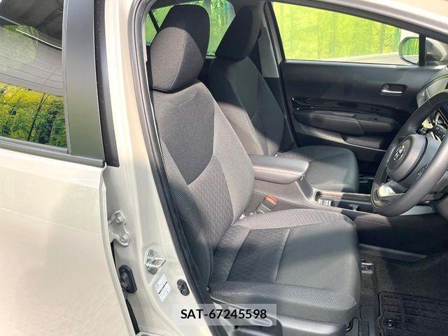 Toyota AQUA 2023-09 8145454-7