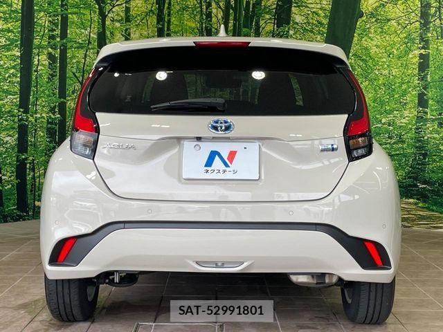 Toyota AQUA 2024-01 8145450-14