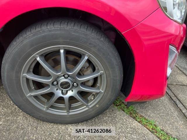 Toyota AQUA 2016-05 8145472-7