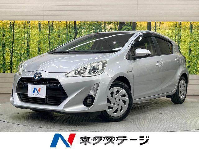 Toyota AQUA 2016-11 8145463-0