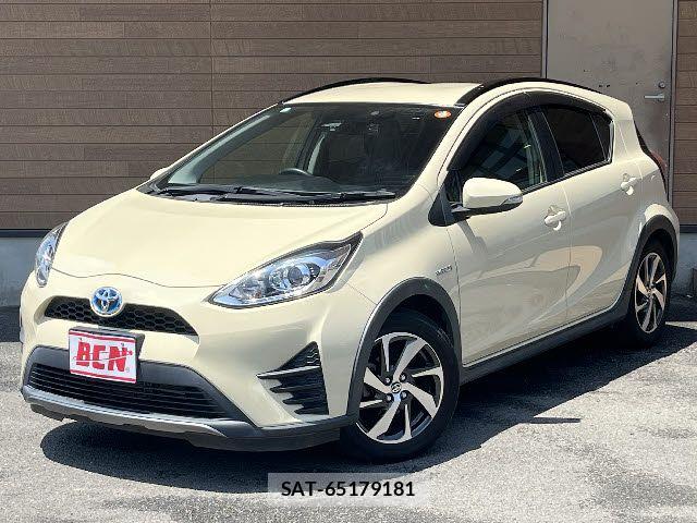 Toyota AQUA 2017-12 8145459-0