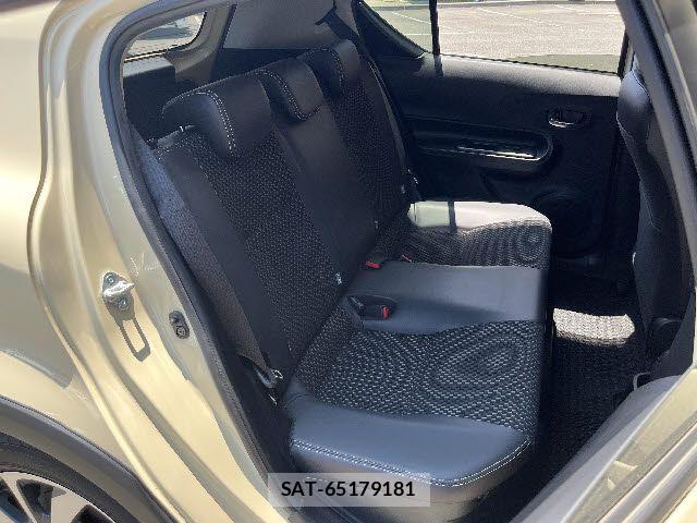 Toyota AQUA 2017-12 8145459-9