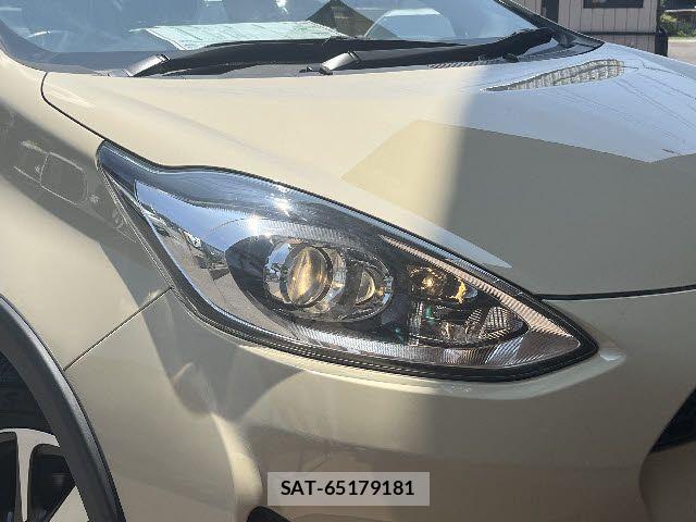 Toyota AQUA 2017-12 8145459-13