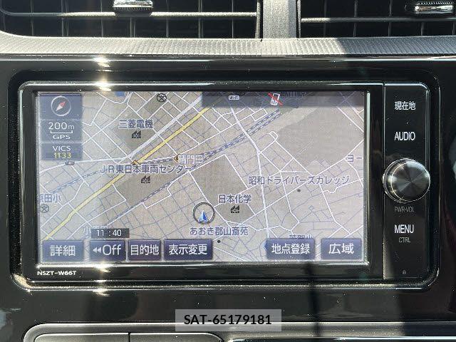 Toyota AQUA 2017-12 8145459-4