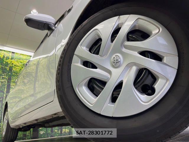 Toyota AQUA 2023-02 8145457-11