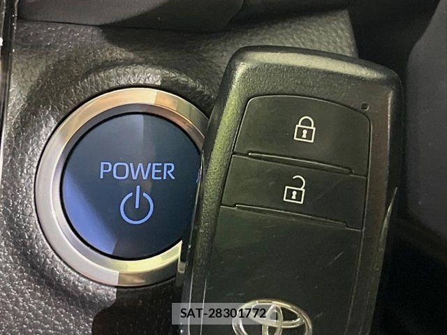 Toyota AQUA 2023-02 8145457-5
