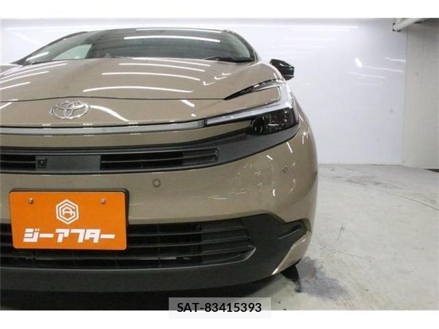 Toyota AQUA 2025-12 8145449-12