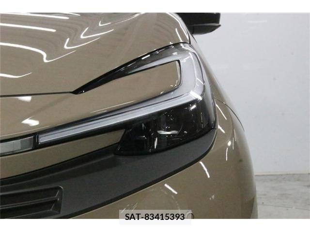 Toyota AQUA 2025-12 8145449-13