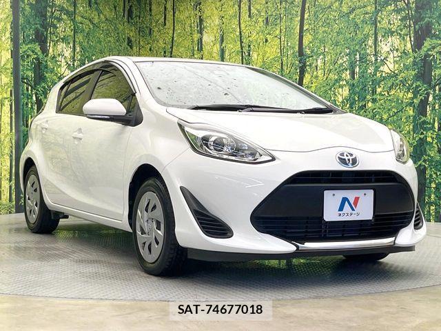 Toyota AQUA 2021-06 8145456-15