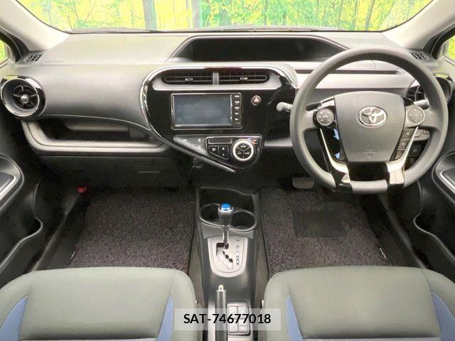 Toyota AQUA 2021-06 8145456-1