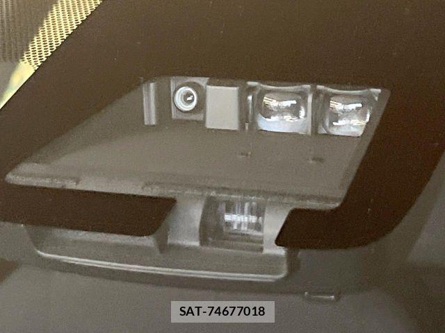 Toyota AQUA 2021-06 8145456-3