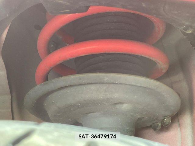 Toyota AQUA 2016-05 8145458-19