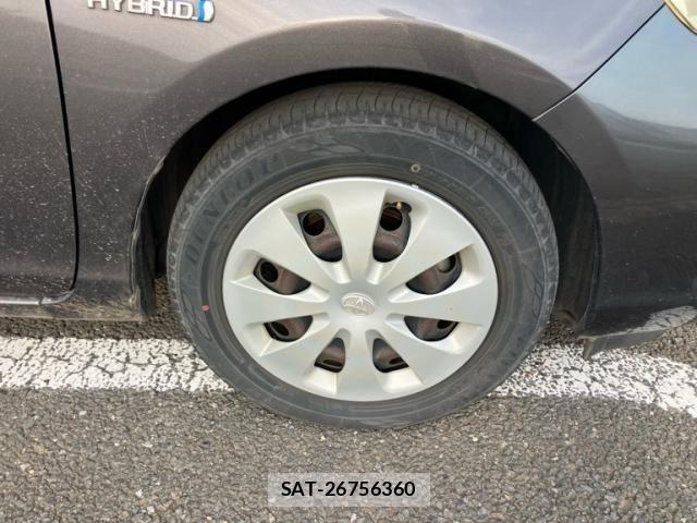 Toyota AQUA 2012-08 8145476-5