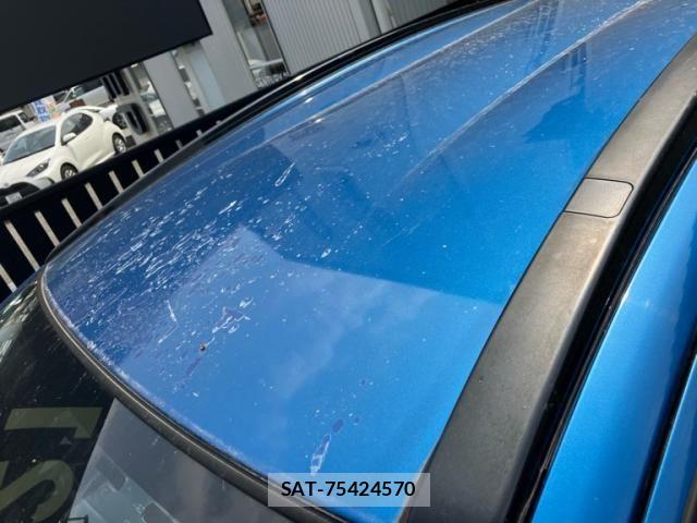 Toyota AQUA 2017-08 8145464-6