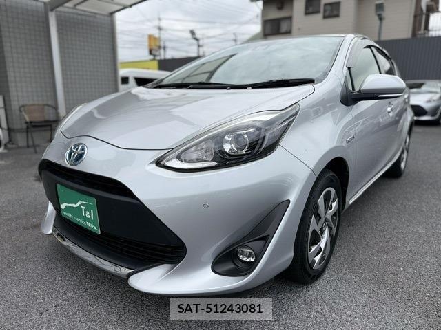 Toyota AQUA 2019-07 8157928-0