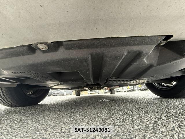 Toyota AQUA 2019-07 8157928-23