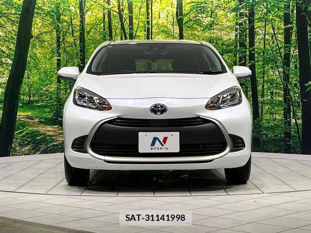 Toyota AQUA 2025-05 8157923-14