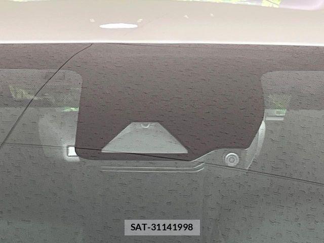 Toyota AQUA 2025-05 8157923-4