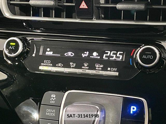 Toyota AQUA 2025-05 8157923-7