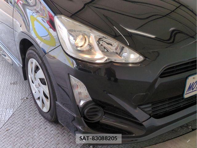 Toyota AQUA 2015-05 8157940-21