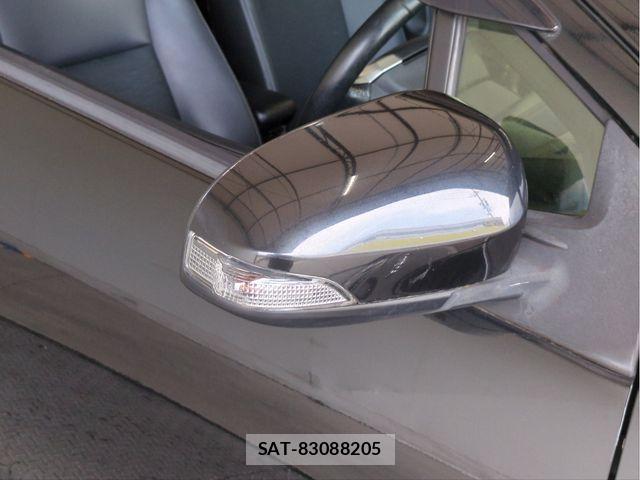 Toyota AQUA 2015-05 8157940-22