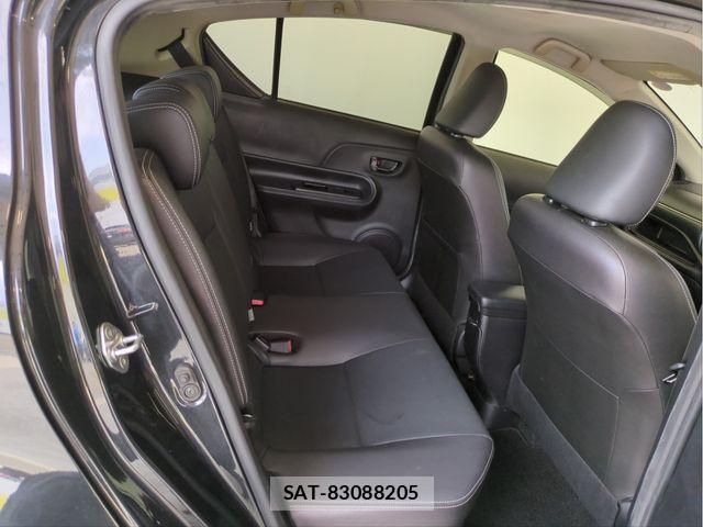 Toyota AQUA 2015-05 8157940-27