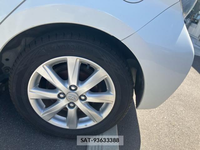 Toyota AQUA 2014-08 8157947-13