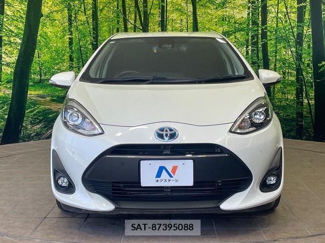Toyota AQUA 2019-03 8157927-14