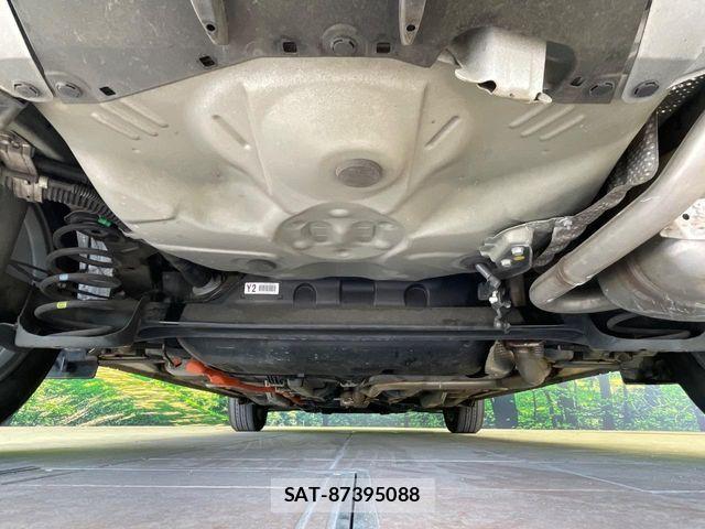 Toyota AQUA 2019-03 8157927-19