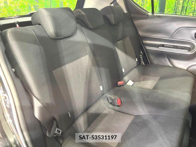 Toyota AQUA 2019-10 8157929-9