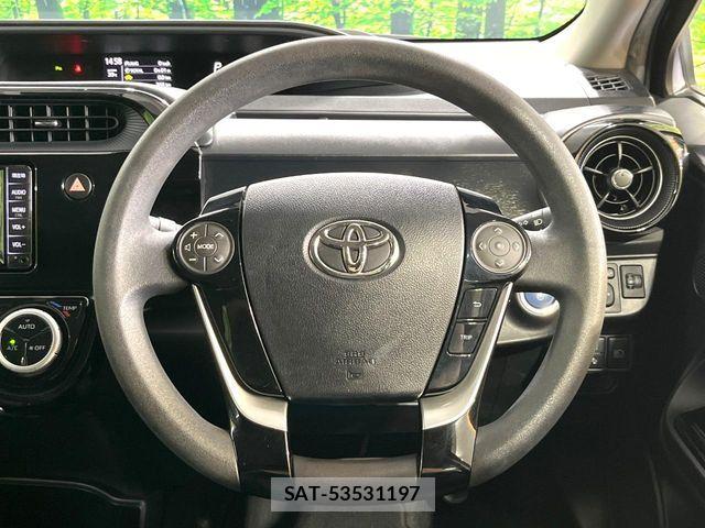 Toyota AQUA 2019-10 8157929-11
