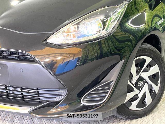 Toyota AQUA 2019-10 8157929-12
