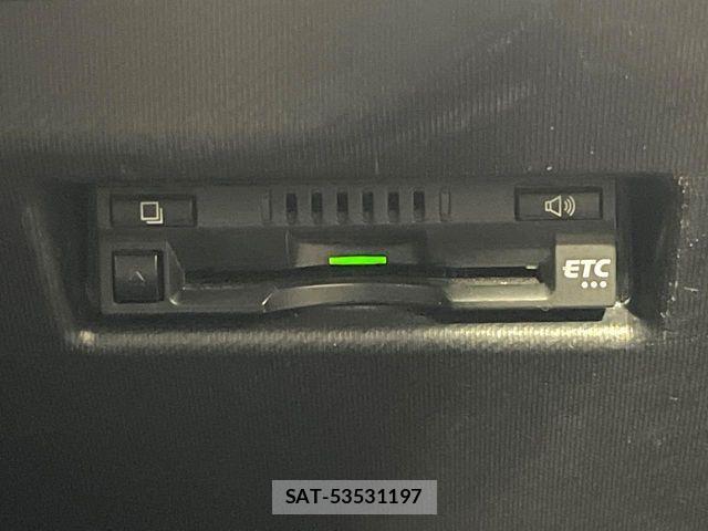 Toyota AQUA 2019-10 8157929-5