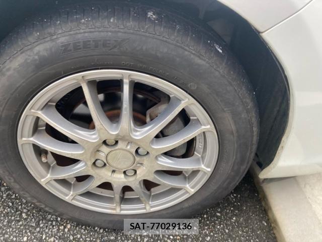 Toyota AQUA 2012-09 8206317-9