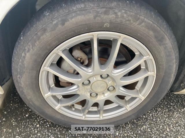 Toyota AQUA 2012-09 8206317-13