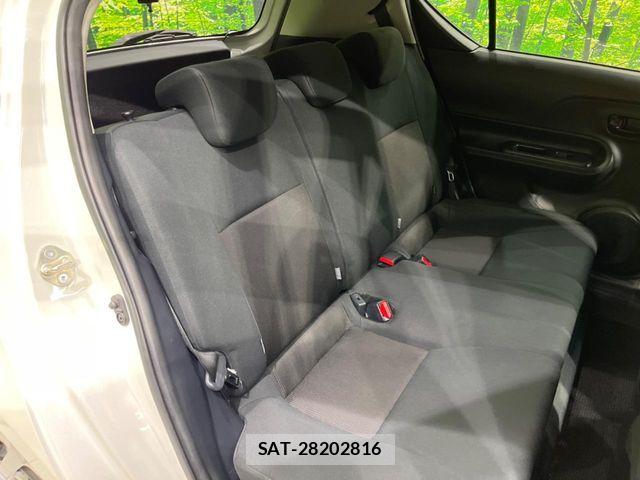 Toyota AQUA 2019-04 8206257-9