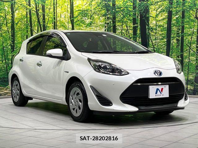 Toyota AQUA 2019-04 8206257-15
