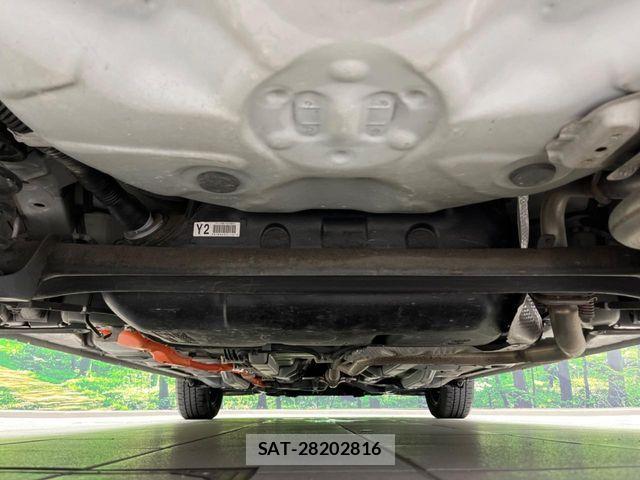 Toyota AQUA 2019-04 8206257-18
