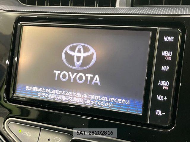 Toyota AQUA 2019-04 8206257-2