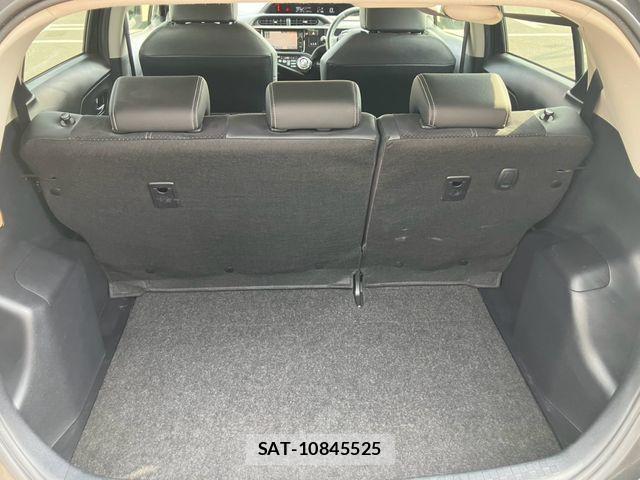 Toyota AQUA 2016-03 8206276-14