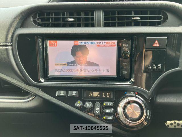 Toyota AQUA 2016-03 8206276-17