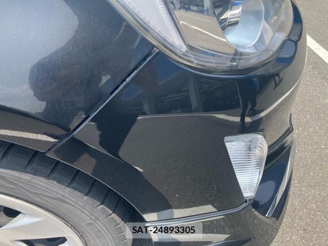 Toyota AQUA 2015-08 8206296-22