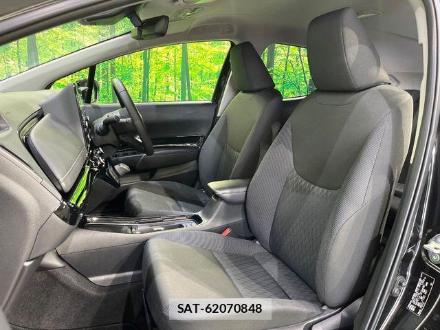 Toyota AQUA 2025-02 8206247-9