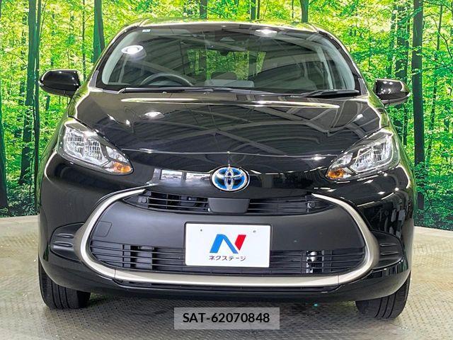 Toyota AQUA 2025-02 8206247-14