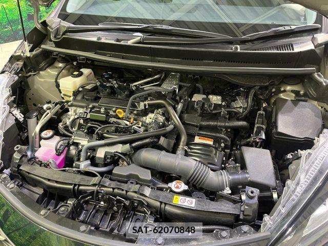 Toyota AQUA 2025-02 8206247-18